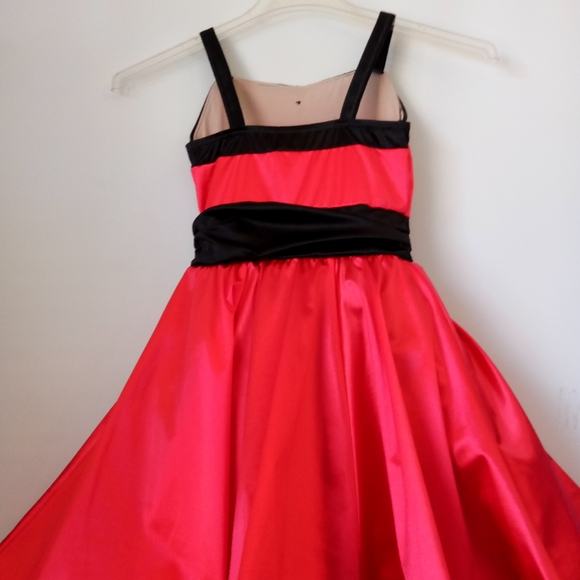 Dance Recital Costume Child-Medium or Large Red NEW Toule Pageant - Picture 8 of 12